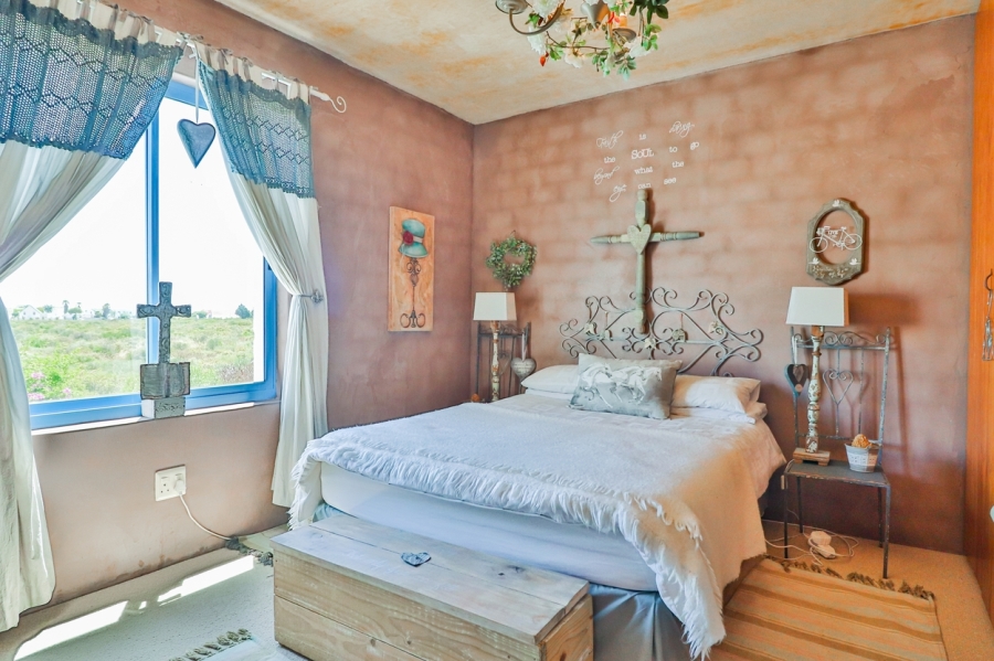 4 Bedroom Property for Sale in Blue Lagoon Western Cape